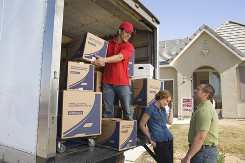 Complaint standards and process steps for a van moving service
