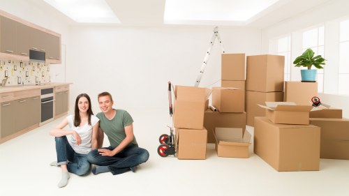 Commercial van transport and delivery support around Hampton